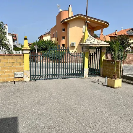 Nuovo 5 Posti Letto Piu Posto Auto Privato بيت للعطل أوليفيري