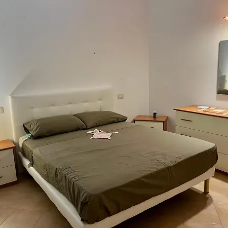 Nuovo 5 Posti Letto Piu Posto Auto Privato بيت للعطل