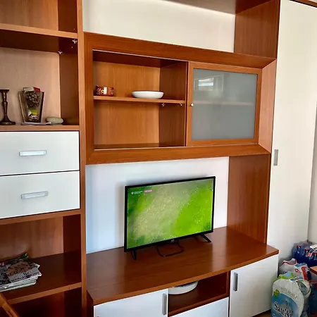 Nuovo 5 Posti Letto Piu Posto Auto Privato * أوليفيري