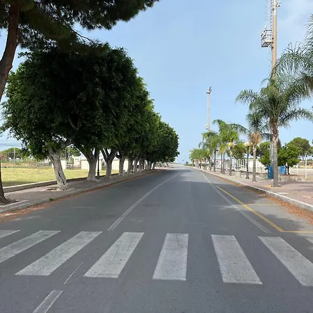Nuovo 5 Posti Letto Piu Posto Auto Privato Oliveri