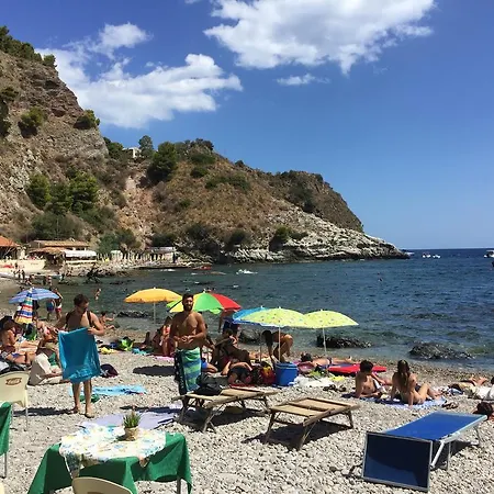 Nuovo 5 Posti Letto Piu Posto Auto Privato Oliveri